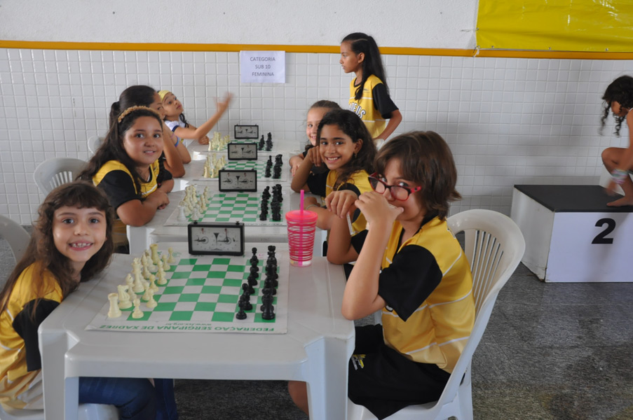 Estudante do Fundamental II se destaca em competição de Xadrez - Colégio  Master - Aracaju